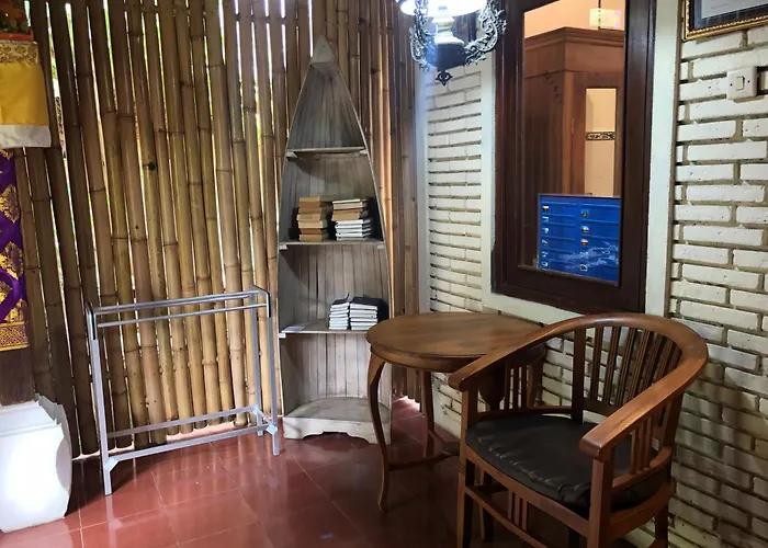 1bd With Breakfast In Family Compound4 ,15 Minute Walk To Yoga Barn